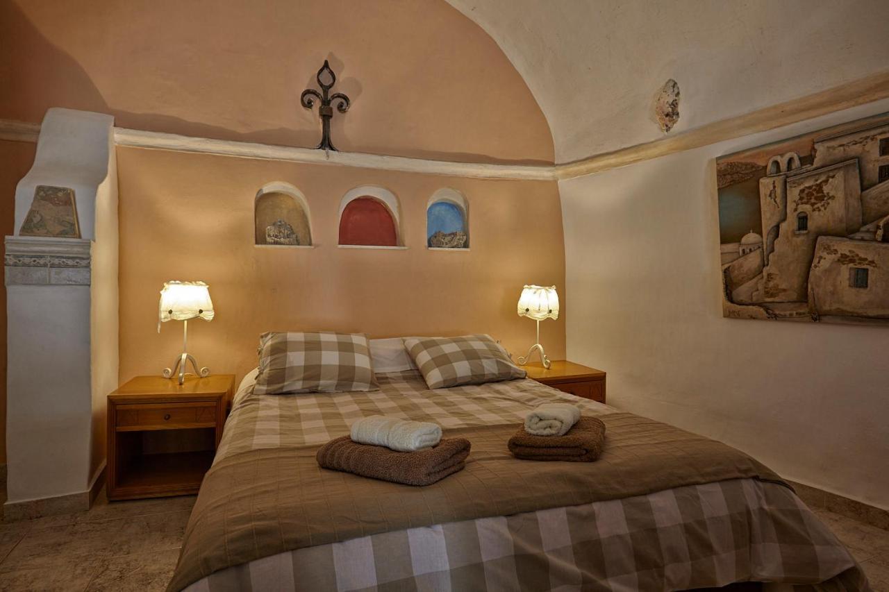 Santorini Cave Houses Vóthon Exterior foto