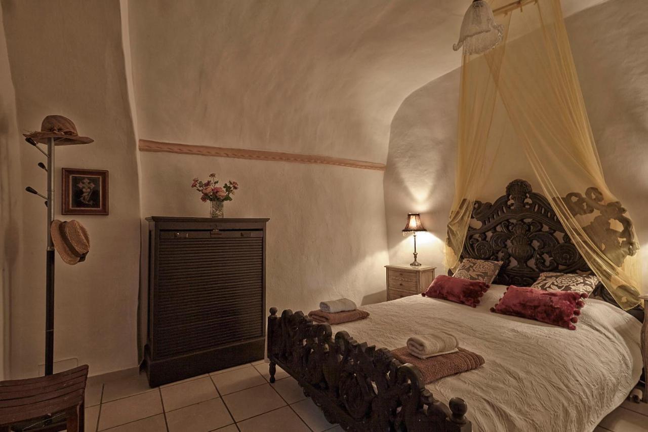 Santorini Cave Houses Vóthon Exterior foto